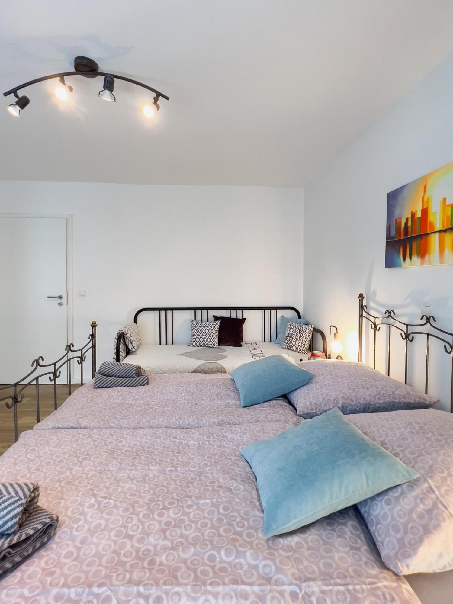 Schoene Helle & Gemuetliche Wohnung In Altstadtnaehe Erfurt Room photo