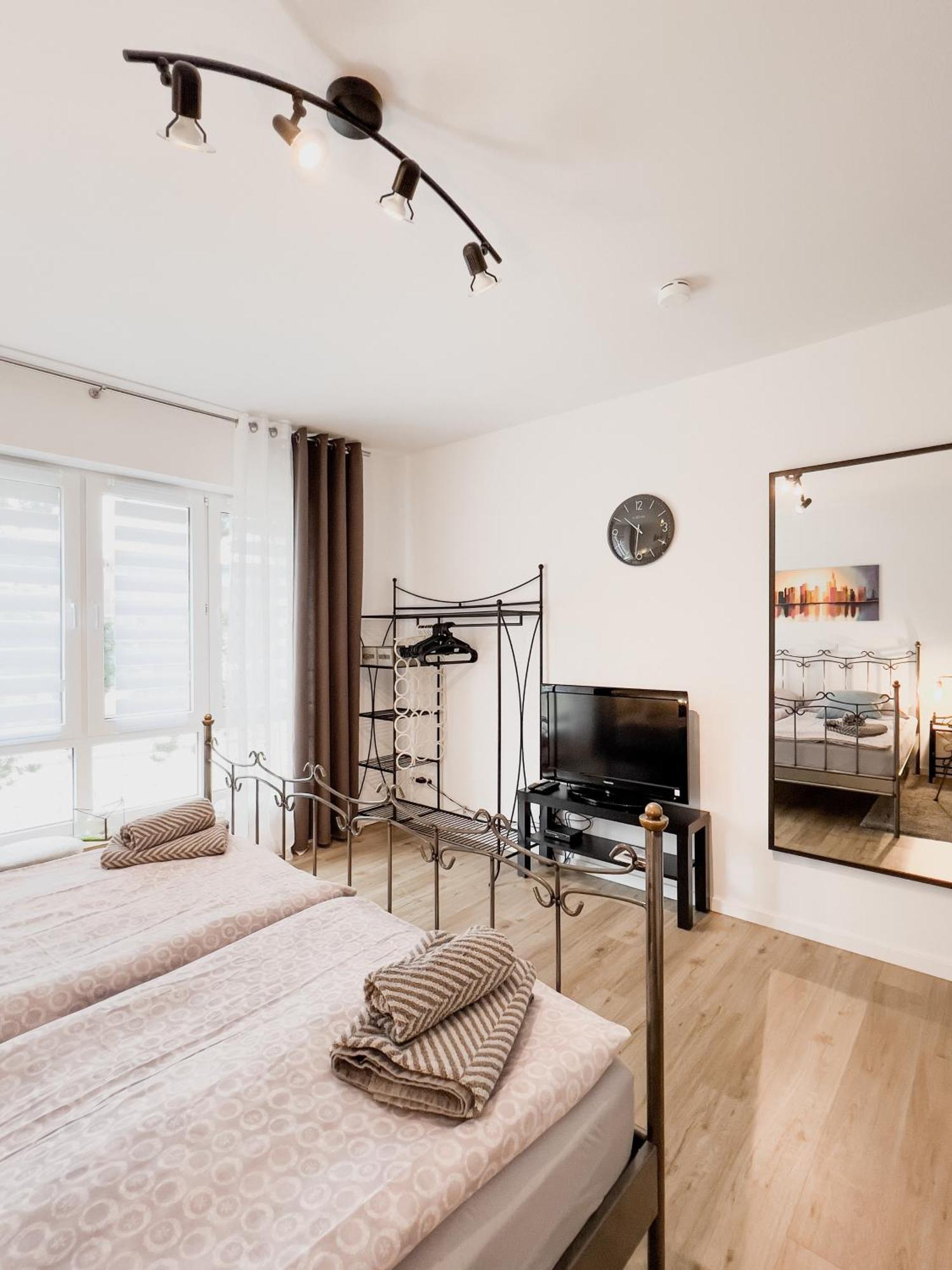 Schoene Helle & Gemuetliche Wohnung In Altstadtnaehe Erfurt Room photo